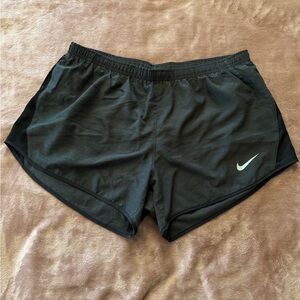 Nike Dri-FIT Charcoal Gray Black Lined Running Shorts Women’s Size L